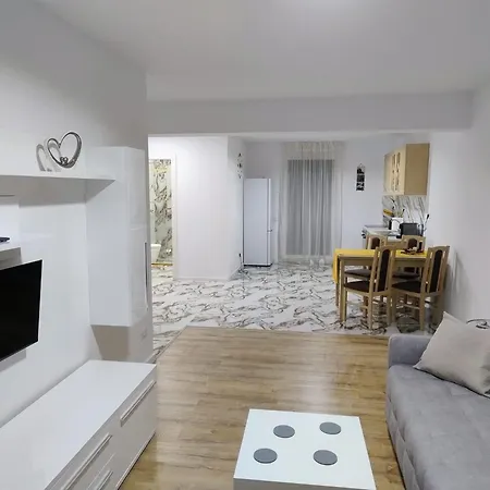 Luca Апартаменты *