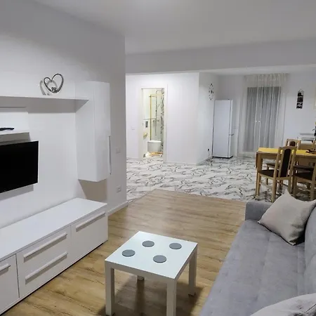 Luca Apartmán